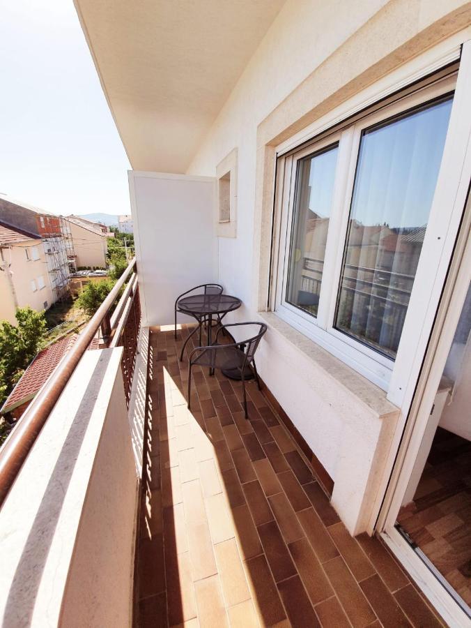 Hotel Roko Kaštela Exterior foto
